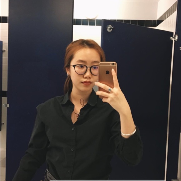 Meet your Posher, Kiki - Picture 2 of 8